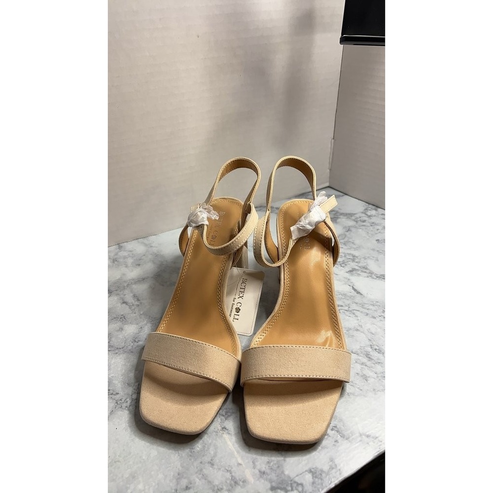 BCTEX COLL Beige Suede Block Heel Sandals with Tag
